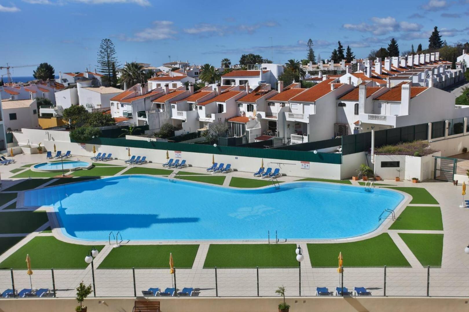Luxe Condo With Pool, Airco And Seaview Balcony - Go4Portugal - Albufeira Exteriér fotografie